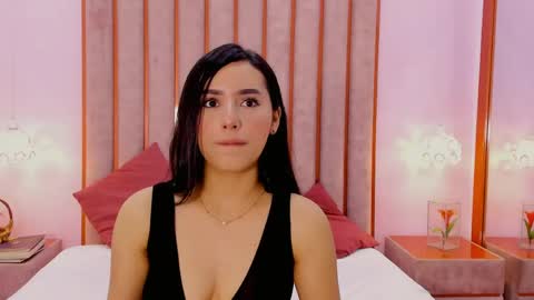 Zoe Monrow online show from 05.20.26