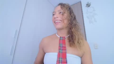 zoe online show from 04.17.26