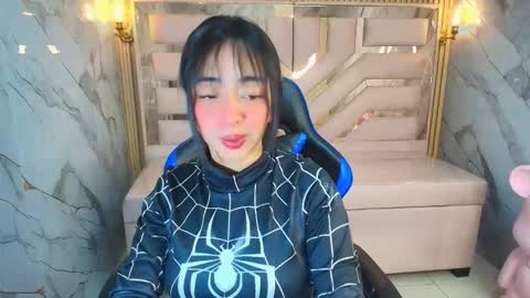 Zoe  online show from 11.30.25