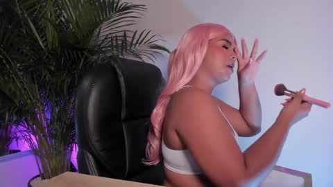 Snapshot of zoe_roux210949 chatting on 02.22.26 Zoe online show from 02.22.26