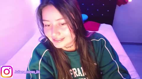 Snapshot of zoe_sexy69 chatting on 01.14.25 ZOE online show from 01.14.25