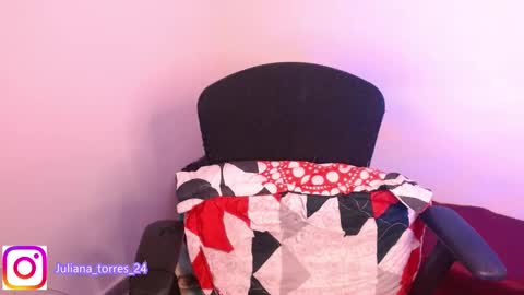 Snapshot of zoe_sexy69 chatting on 01.23.25 ZOE online show from 01.23.25