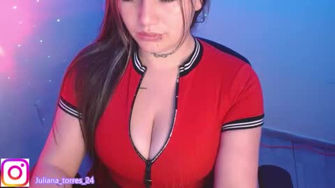 Snapshot of zoe_sexy69 chatting on 02.11.25 ZOE online show from 02.11.25