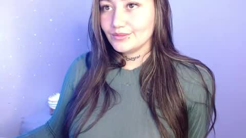 Snapshot of zoe_sexy69 chatting on 02.20.25 ZOE online show from 02.20.25