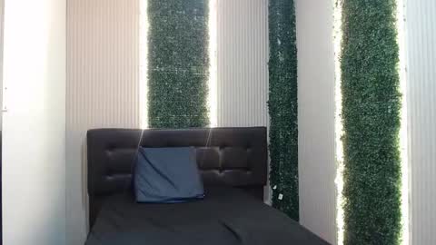 Zoe online show from 11.10.25