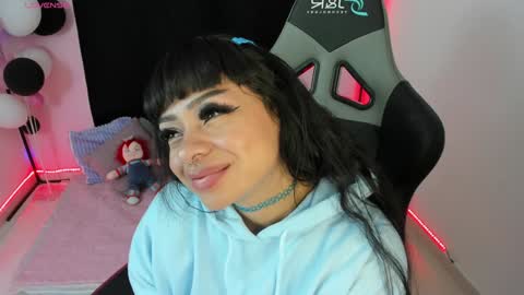 zoe_sullivan_ online show from 12.21.24