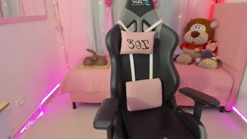 zoe_sullivan_ online show from 09.26.25