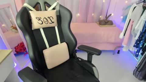 zoe_sullivan_ online show from 02.25.26