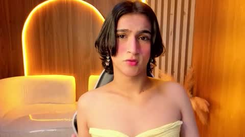 Zoe online show from 02.07.26