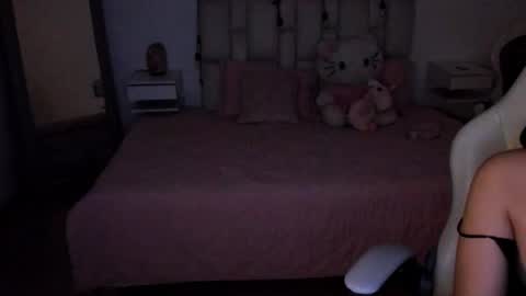 Zoe online show from 11.21.25