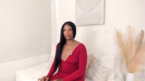 Snapshot of zoegarner10 chatting on 10.18.25 zoegarner10 online show from 10.18.25