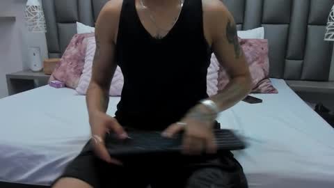 Zoe Krug online show from 02.23.26