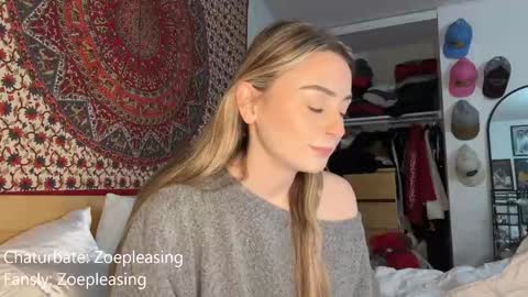 zoepleasing online show from 10.26.25