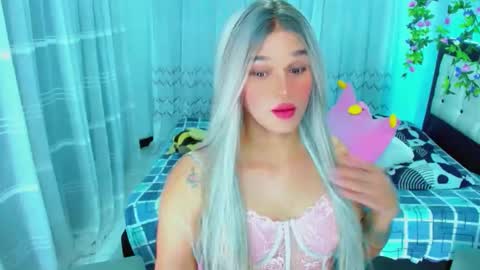 zoeschmmit online show from 05.07.26