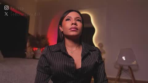 zoevidal_ online show from 02.01.26