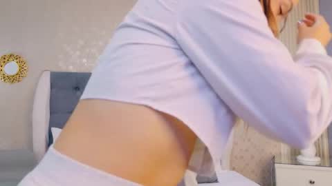 ZoeWilliis online show from 05.29.26
