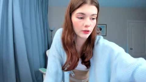 Zoey Lane online show from 10.17.25