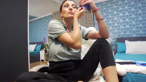 Zoey online show from 11.06.25