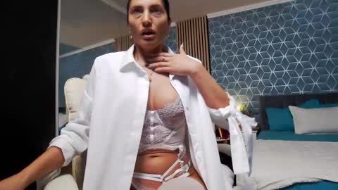 Zoey online show from 11.16.25