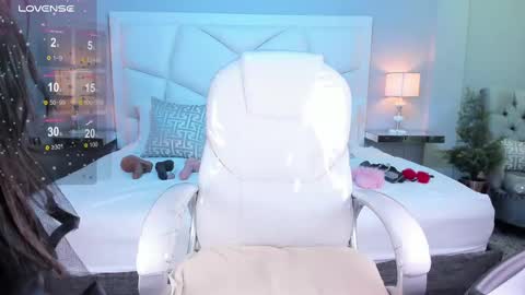 Z O E online show from 03.04.25