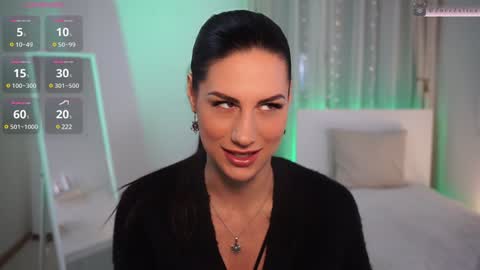 zoezolton online show from 12.16.24