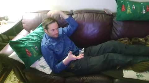 Snapshot of zorakload chatting on 02.04.26 Jesse online show from 02.04.26