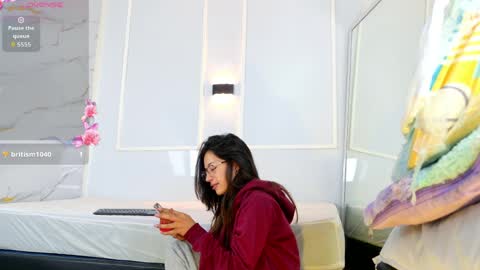 Violeta online show from 04.12.26