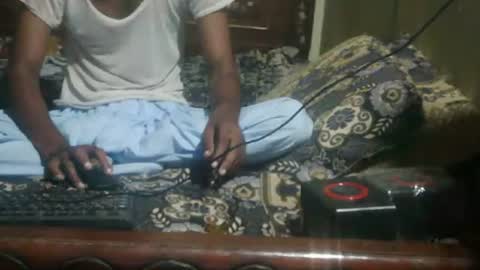 Snapshot of zoyakhan803 chatting on 09.20.25 zoyakhan803 online show from 09.20.25