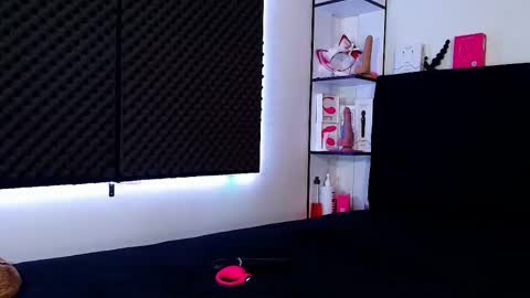 zpzphot online show from 02.15.26