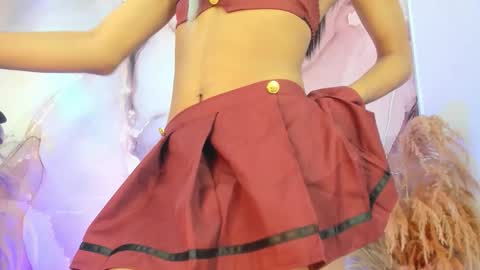 Zuri Lux online show from 03.08.26