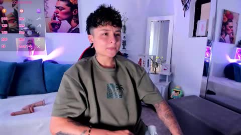 Snapshot of zuryramirez_ chatting on 12.21.25 Zury Ramirez online show from 12.21.25