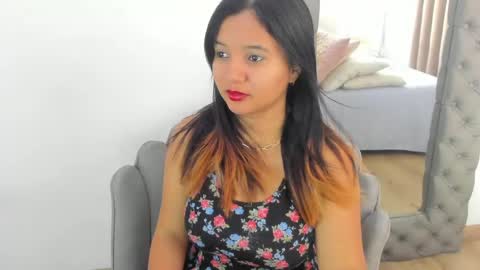 Snapshot of zusan_king_ chatting on 04.24.26 Im Zusan My schedule is from 1030pm to 430 am colombian time online show from 04.24.26