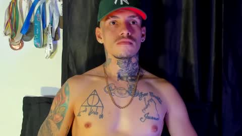 Snapshot of zyongarcia2020 chatting on 02.02.25 zyon garcia online show from 02.02.25