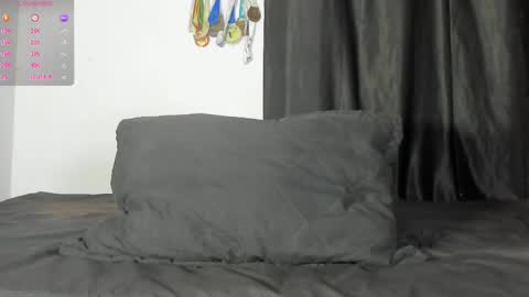 Snapshot of zyongarcia2020 chatting on 11.02.25 zyon garcia online show from 11.02.25