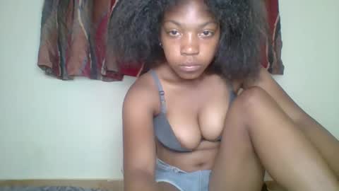 zyraelle_01 online show from 04.24.26