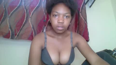 zyraelle_01 online show from 04.26.26