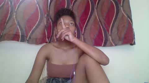 zyraelle_01 online show from 05.01.26