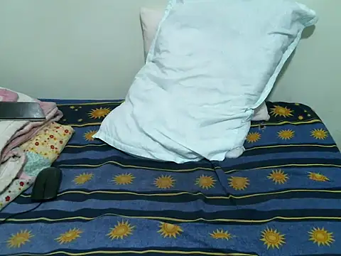 Snapshot of cutte_aleeshaa chatting on 10.06.25 cutte aleeshaa online show from 10.06.25
