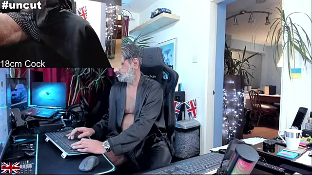 OnlineBossUK online show from 11.21.25