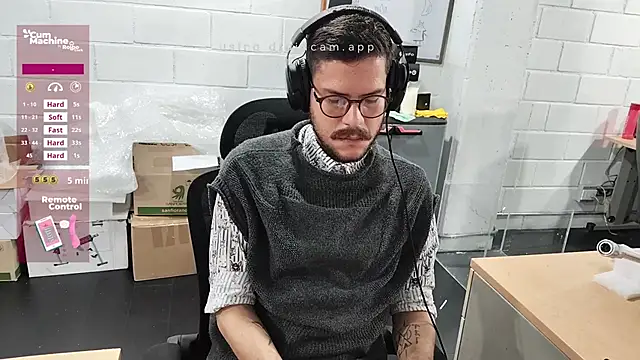 AndyHepburn online show from 10.06.25