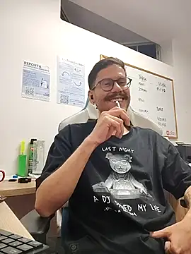 AndyHepburn online show from 11.10.25