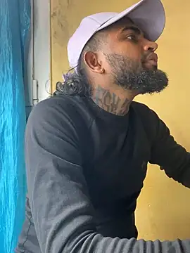 Snapshot of IviedWaster chatting on 02.13.25 IviedWaster online show from 02.13.25