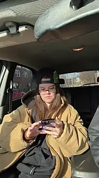 Snapshot of LacieStar chatting on 12.03.24 LacieStar online show from 12.03.24