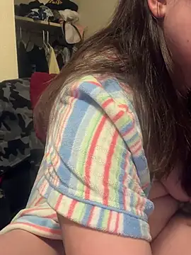 Snapshot of LacieStar chatting on 12.15.24 LacieStar online show from 12.15.24