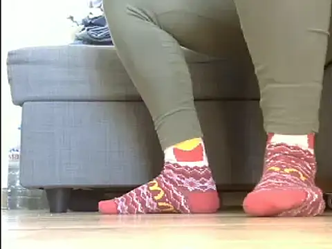 Snapshot of Squirtlady38 chatting on 02.18.25 Squirtlady38 online show from 02.18.25