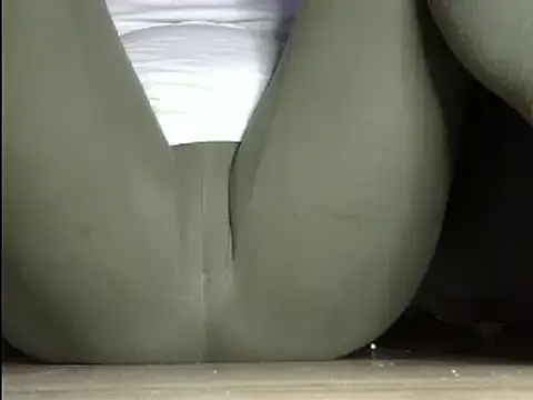 Snapshot of Squirtlady38 chatting on 02.21.25 Squirtlady38 online show from 02.21.25