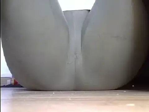 Snapshot of Squirtlady38 chatting on 02.24.25 Squirtlady38 online show from 02.24.25