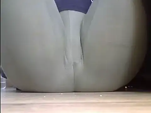 Snapshot of Squirtlady38 chatting on 03.06.25 Squirtlady38 online show from 03.06.25