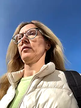 angelmommu online show from 11.03.25