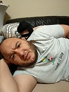 Snapshot of genderfluidco2 chatting on 01.31.26 genderfluidco2 online show from 01.31.26